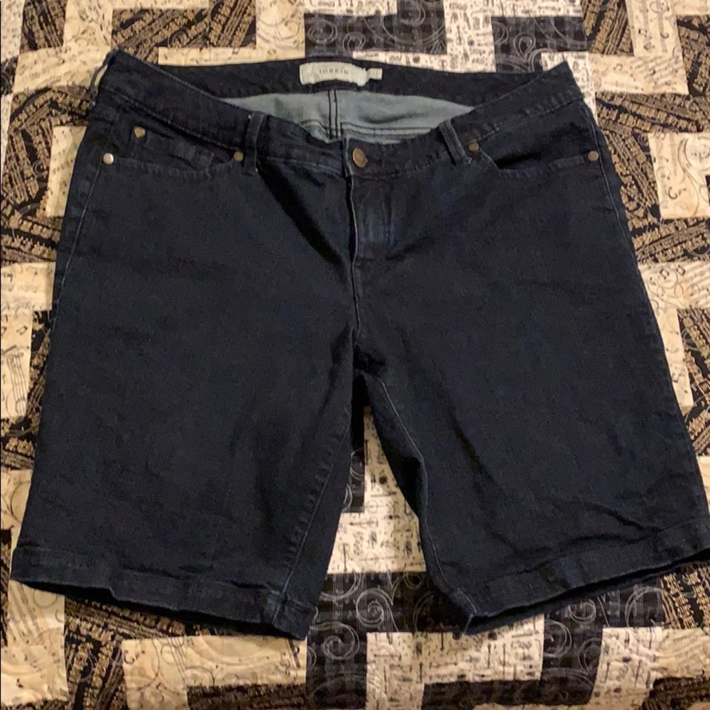 Torrid Shorts - size 20 (runs small)